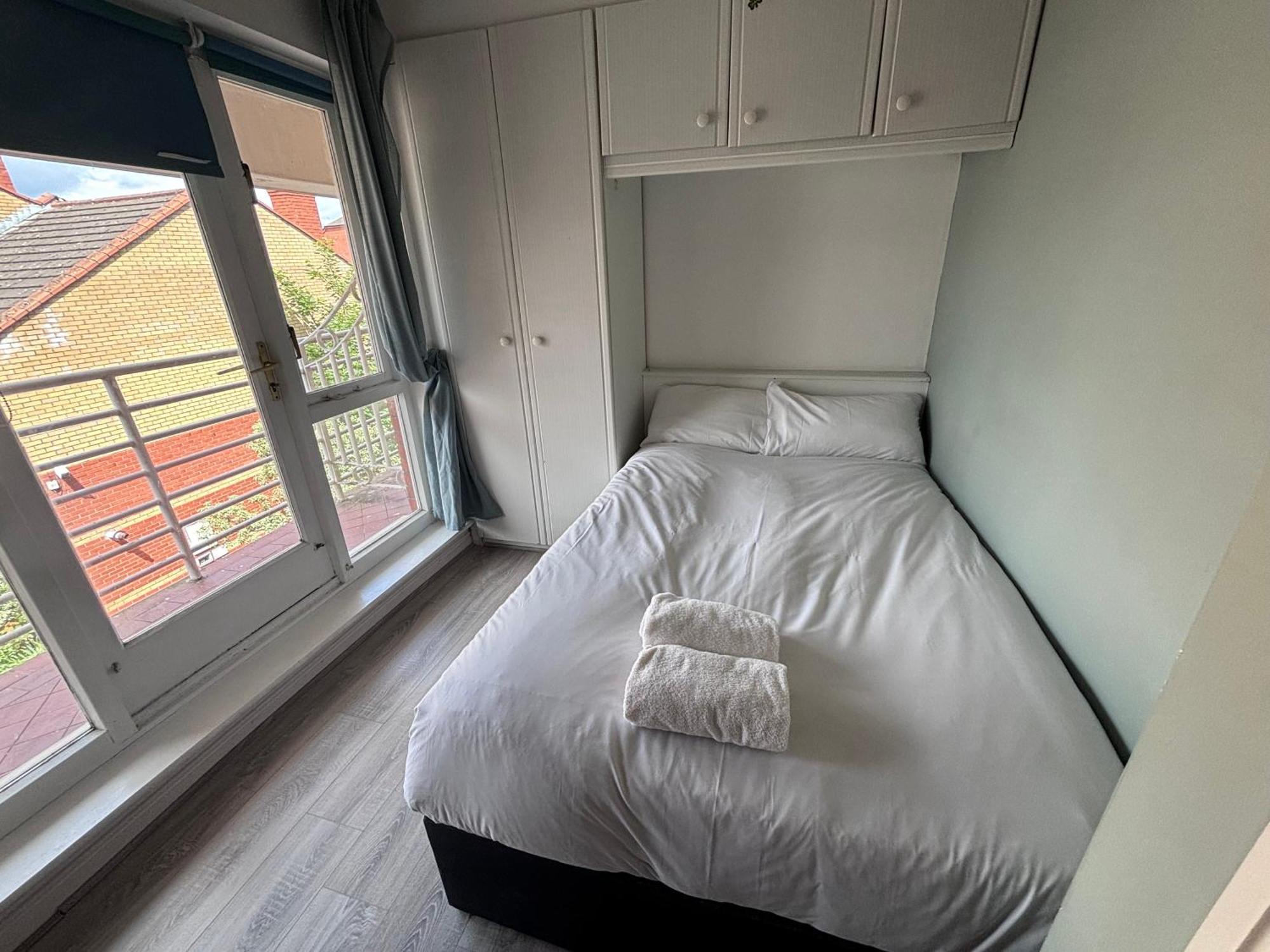 Central, Comfortable And Spacious 4 Bed Duplex Dublin Eksteriør billede