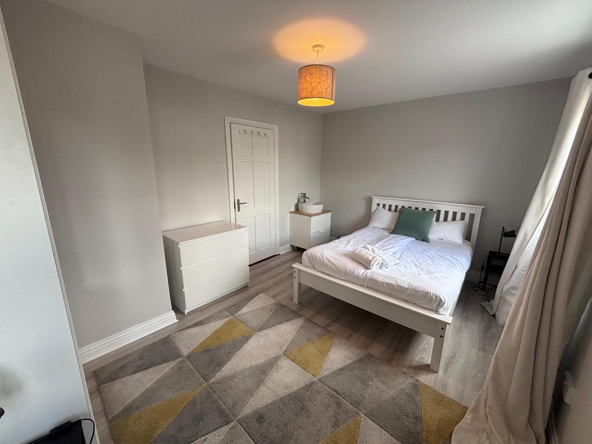 Central, Comfortable And Spacious 4 Bed Duplex Dublin Eksteriør billede