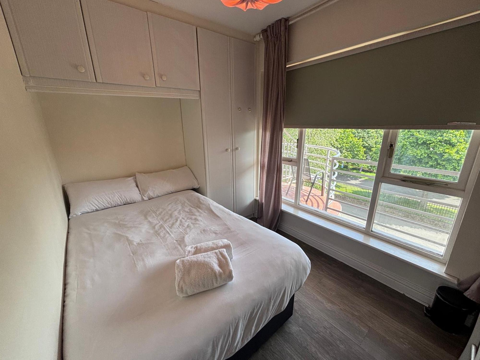 Central, Comfortable And Spacious 4 Bed Duplex Dublin Eksteriør billede
